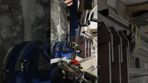 Призматические тиски для пакетной резки труб на ленточнопильном станке