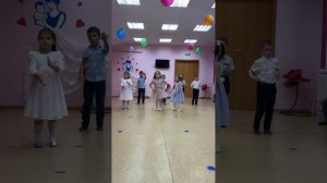 Дариночка.танец Лялечка.