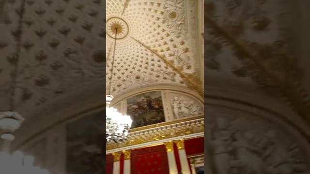 Эрмитаж  Петровский зал