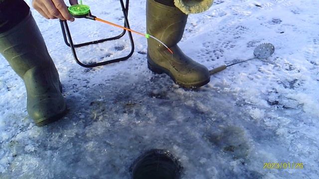 Зимняя рыбалка ( Бешеный клёв 2) смотреть онлайн