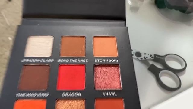 адвент календарь ИГРА ПРЕСТОЛОВ с косметикой REVOLUTION? Распаковка и МАКИЯЖ!