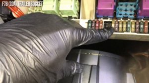 Реле и предохранители в багажнике BMW X5 E53 fuses and relay