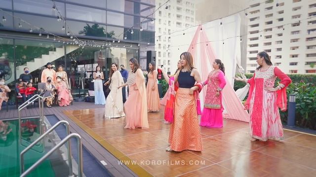 Aaj Sajeya || Sukshan & Raveena's Wedding Dance Performance | Bride Mehndi смотреть онлайн