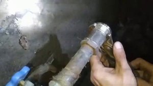 #отопление. Замена стояка отопления через перекрытие в подвал. Мотаю адаптер по просьбе подписчика.