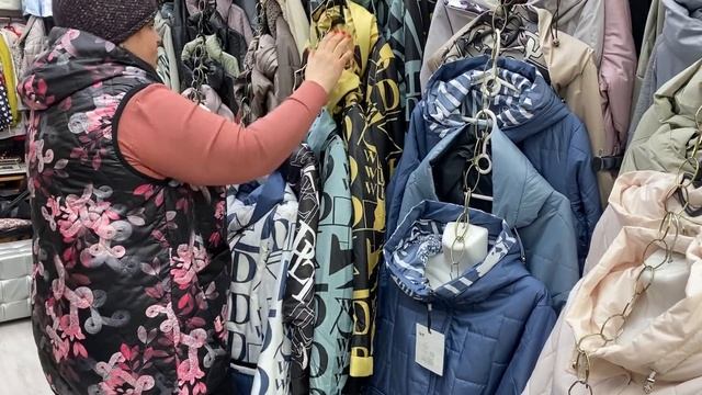 ЖЕНСКАЯ ВЕРХНЯЯ ОДЕЖДА✨ КУРТКИ? ПУХОВИКИ? ВЕТРОВКИ? Садовод. Москва смотреть онлайн