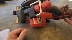 Milwaukee 2732-20 M18 Fuel 18 Volt Lithium-Ion 15 Amp 7-1/4 Inch Cordless Circular Saw