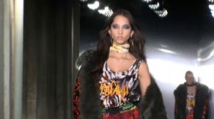 Yasmin Wijnaldum - Runway Compilation 2019