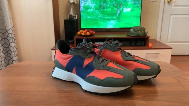 Обзор кроссовок New Balance 327 смотреть онлайн