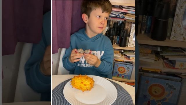 Пробуем экзотические фрукты с игрой в кальмара/Гранадилла/питахайя/кивано / игра в кальмара.