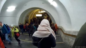 Переход со станции метро Таганская радиальная на Таганскую кольцевой линии // 2017