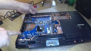 DNS 17.3 MODEL W270BZQ. не до... Разбор.