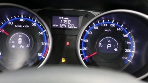 HYUNDAI IX - 35 (ПРИБОРНАЯ ПАНЕЛЬ, МОМЕНТ ЗАПУСКА ДВИГАТЕЛЯ)