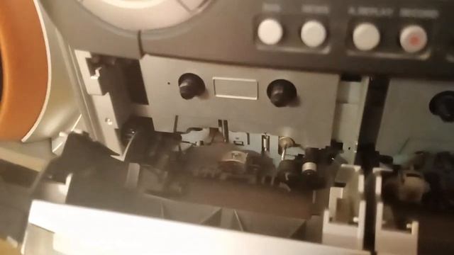 Музыкальный центр PHILIPS FW-C355/34 смотреть онлайн