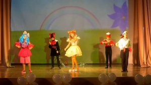 Ожившая кукла; по ниточке, по ниточке