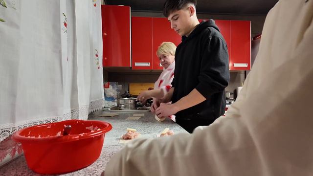 Пришёл Адам и всех удивил . смотреть онлайн