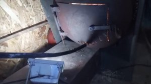 Печька в гараже на отработке и на дровах из газовых балонов