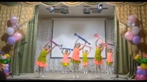 Студия танца "Мозайка" МКОУ СОШ №2 г. Харабали. Танцевальная композиция "Сладкоежки"