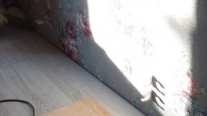 ОТОПЛЕНИЕ В ЧАСТНОМ ДОМЕ СВОИМИ РУКАМИ! ч.2. Паяем подачу и обратку. Установка радиатора отопления.