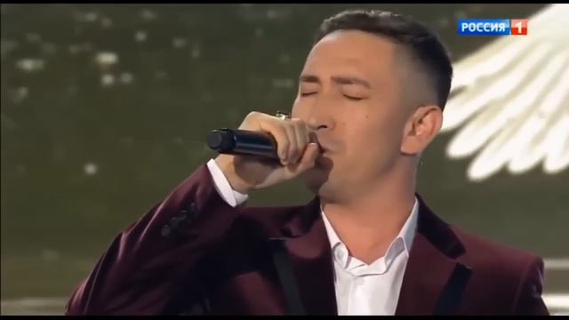 Сакен Алимханов любовь уставших лебедей
