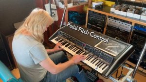 Moog Polymoog 203a 1975-1978 Synthesizer w/ Controller & Manual