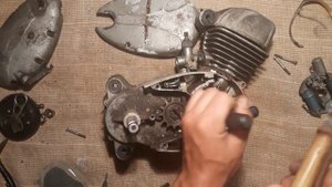 Разборка двигателя мопеда "Верховина" "Карпаты"