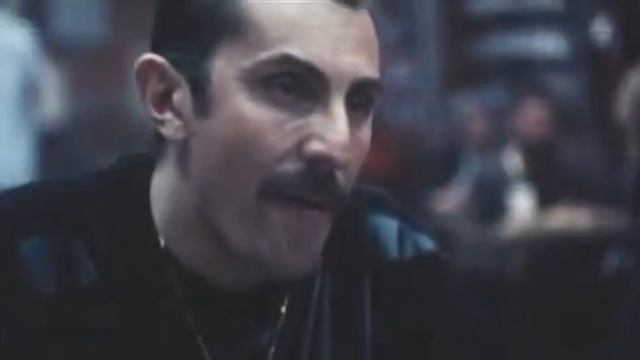 Katz's Delicatessen - in "We Own The Night" смотреть онлайн