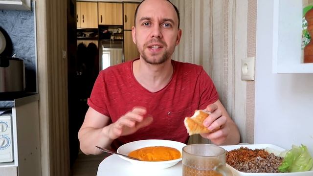 2 день БЕЗ МЯСА. СОЯ ПАХНЕТ КАК СОСИСКИ! смотреть онлайн