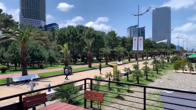 Море в Батуми июнь 2023! Чем заняться в дожди, советы туристам! смотреть онлайн