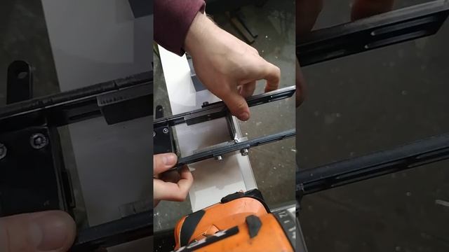 Кондуктор установки ригельных закладных(сухарь) на стойки