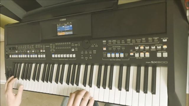 Biały Miś (Top One) Yamaha PSR SX600 смотреть онлайн