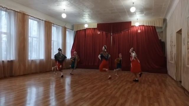 Народный танец "Кадриль". | [отборочный] этап городского фестиваля "Наследие Донбасса".