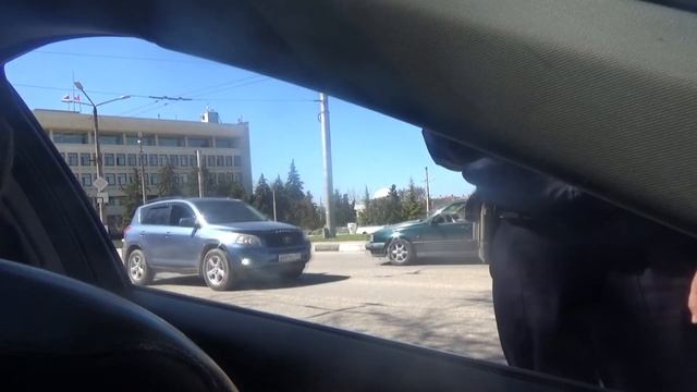 ДПС ГИБДД СЕВАСТОПОЛЬ часть 1."ПОМОЩЬ ВОДИТЕЛЮ ЭВАКУАТОРОМ" смотреть онлайн