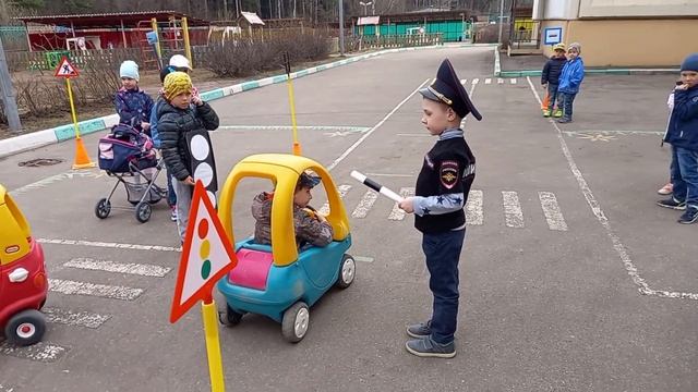 "Профессия-полицейский". ГБОУ ШКОЛА 2026, УК6, группа 20. Руководители Дятлова И.В., Тяблина И.Н. смотреть онлайн