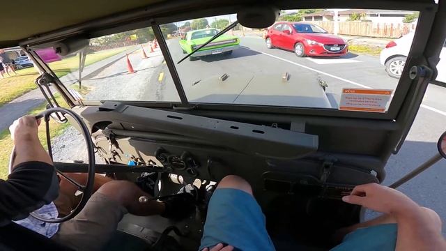1942 Willys Jeep - First drive смотреть онлайн