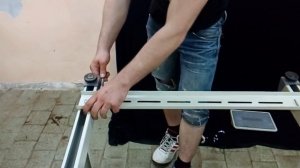 Сборка промышленной швейной машины прямострочки (Сборка ног)