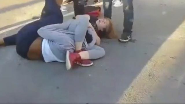 Black Girl Attacks The Wrong White Girl | Gets A Jiu-Jitsu Lesson смотреть онлайн