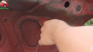 Установка упоров / амортизаторов капота на Nissan Micra 3 (K12) / Ниссан Микра 3 (К12) от upora.net