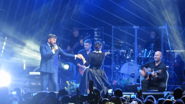 Елена Владимировна Ваенга и Интарс Бусулис Jurmala -Kauguri смотреть онлайн