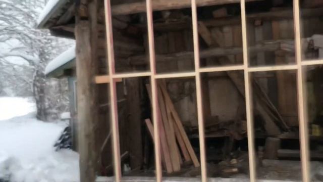 Демонтаж старого двора и зашивка стены. смотреть онлайн