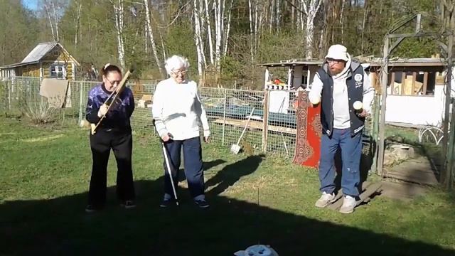 Друзья всех со Святой Пасхой смотреть онлайн