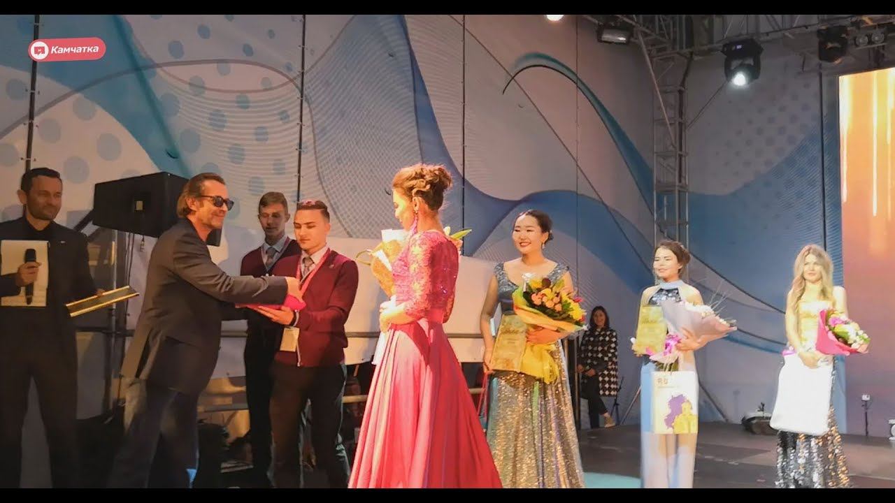 краса улицы. краса востока владивосток. мисс интернет дв 2013. краса башкортостана 1999 года. стародубская администрация фото.