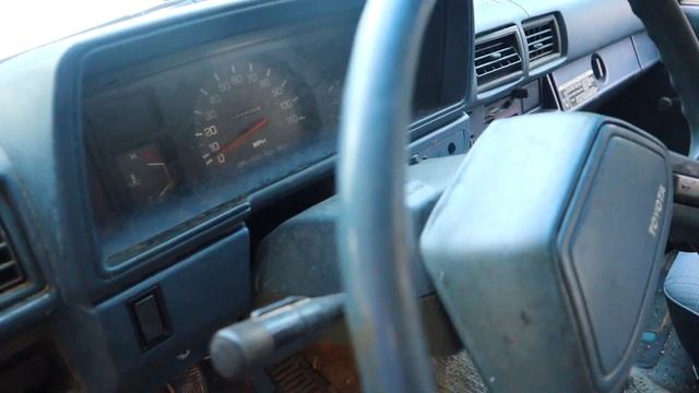 Brother Buys SUPER RARE 1987 TOYOTA TRUCK!! смотреть онлайн