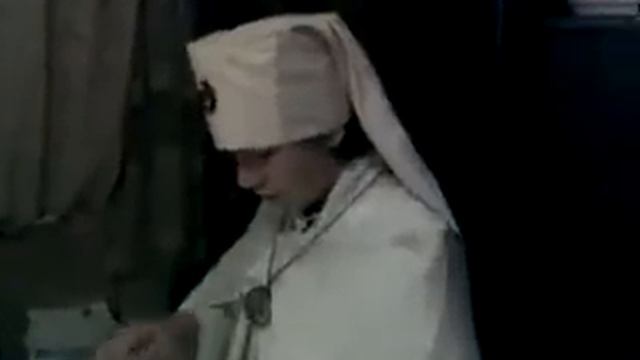 Дети служат всенощную