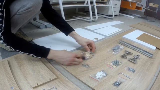 Видео сборки универсального стола от компании АСТЕК-ЭЛАРА