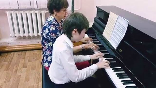 Учитель и ученик! Брамс –"Венгерский танец"