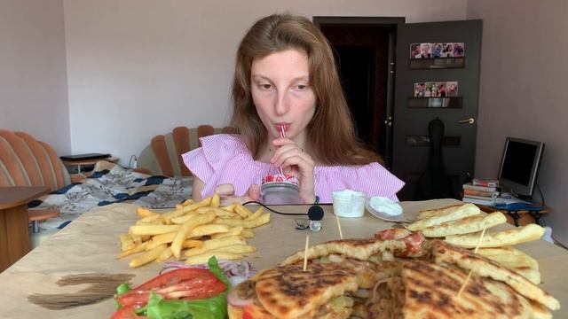 ГРЕЧЕСКАЯ ЕДА / Мерида с курицей / Сэндвич со свининой / Картошка фри