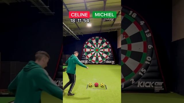 FOOTBALL DARTS CHALLENGE ?