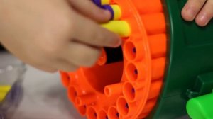 Бластер Maniac. Распаковка игрушек. Игрушечное оружие. Игрушки для мальчиков