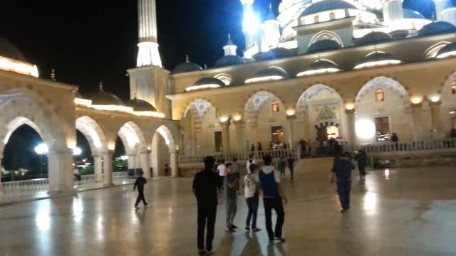 Сердце Чечни. Красивый Азан!!! смотреть онлайн