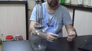 насос для откачки дистиллята из системы под вакуумом.